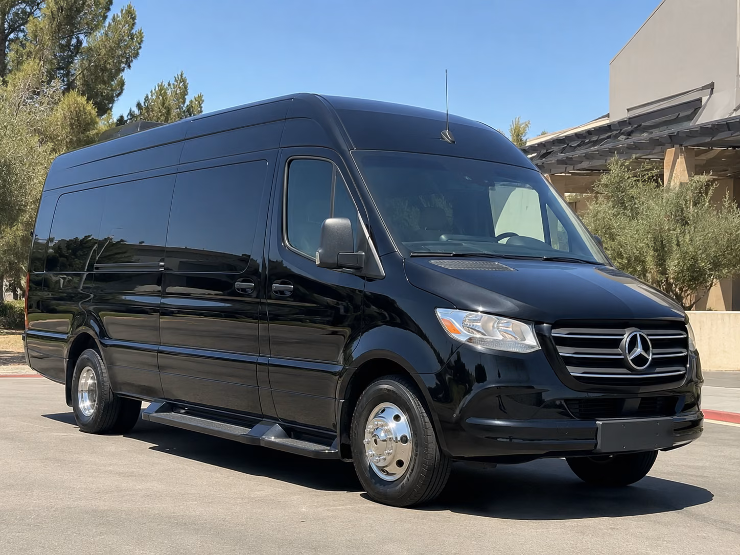 Edison Wine Tour & Brewery Transportation