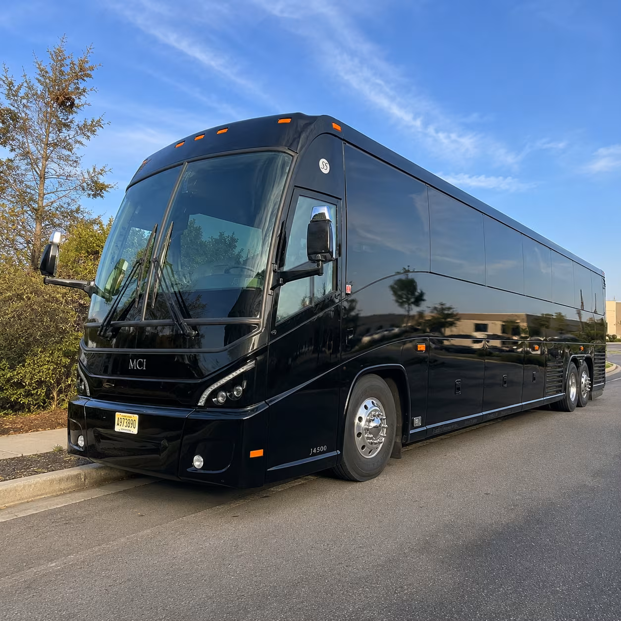 last mile shuttles from metropark and edison station into raritan center