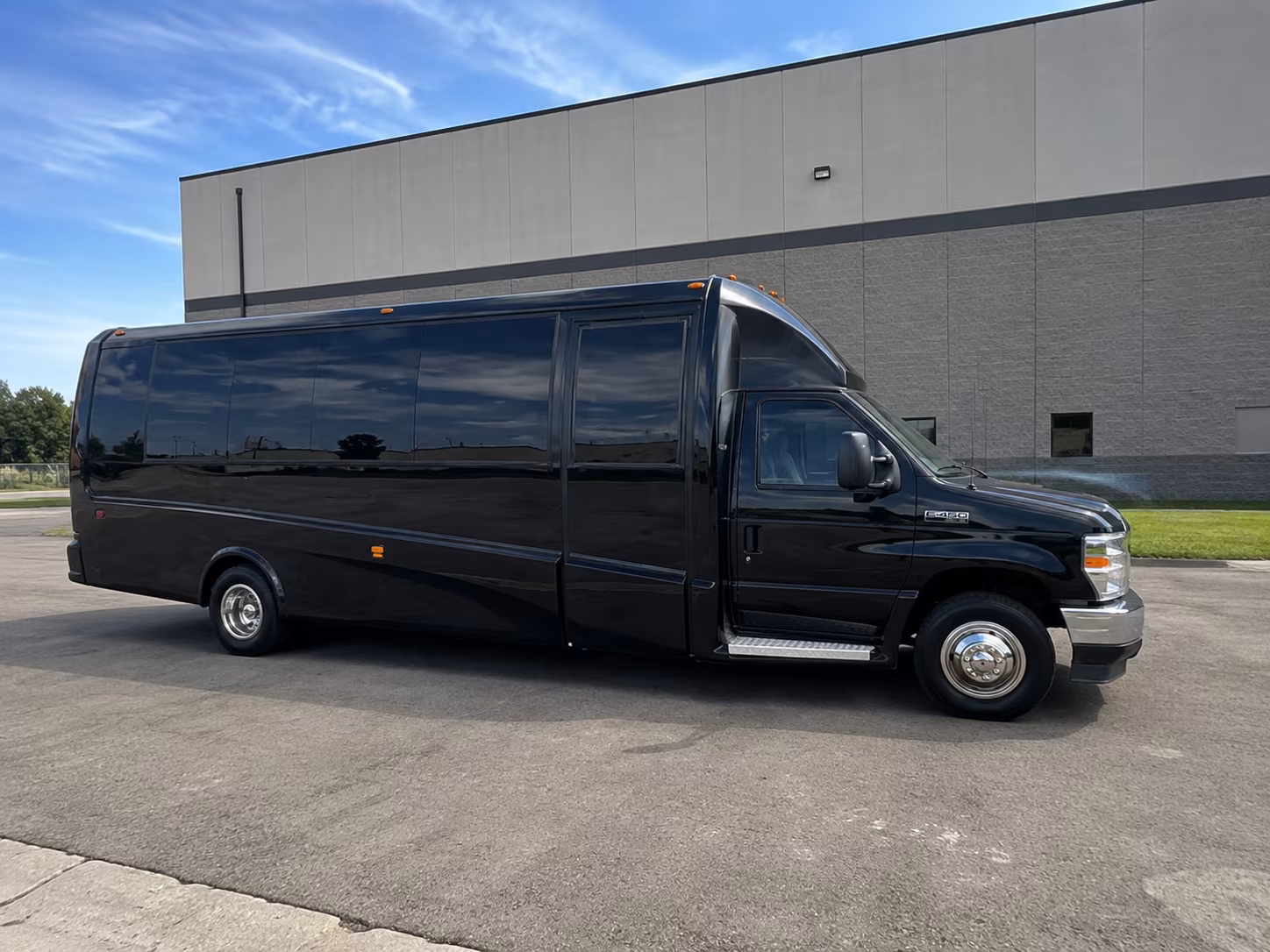 no account no waiting for callbacks to get pricing no hassle just easy prom transportation in edison