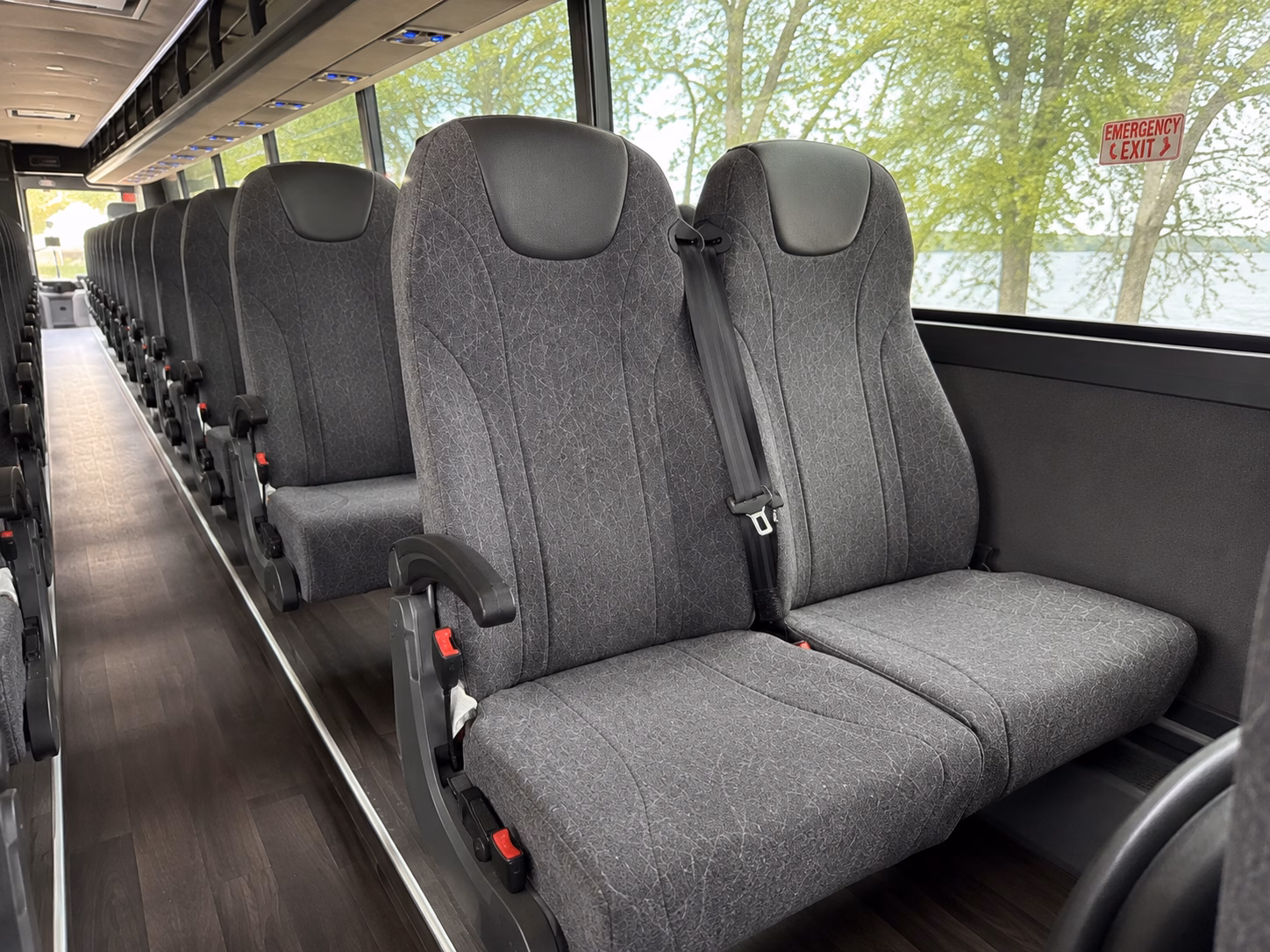 sayreville private airport shuttles for sayreville pickups and drop offs