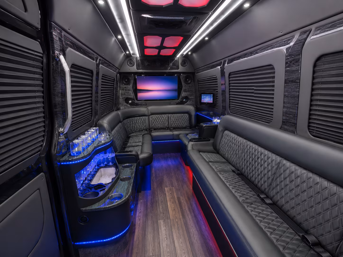 temporary and event day employee shuttles for edison businesses