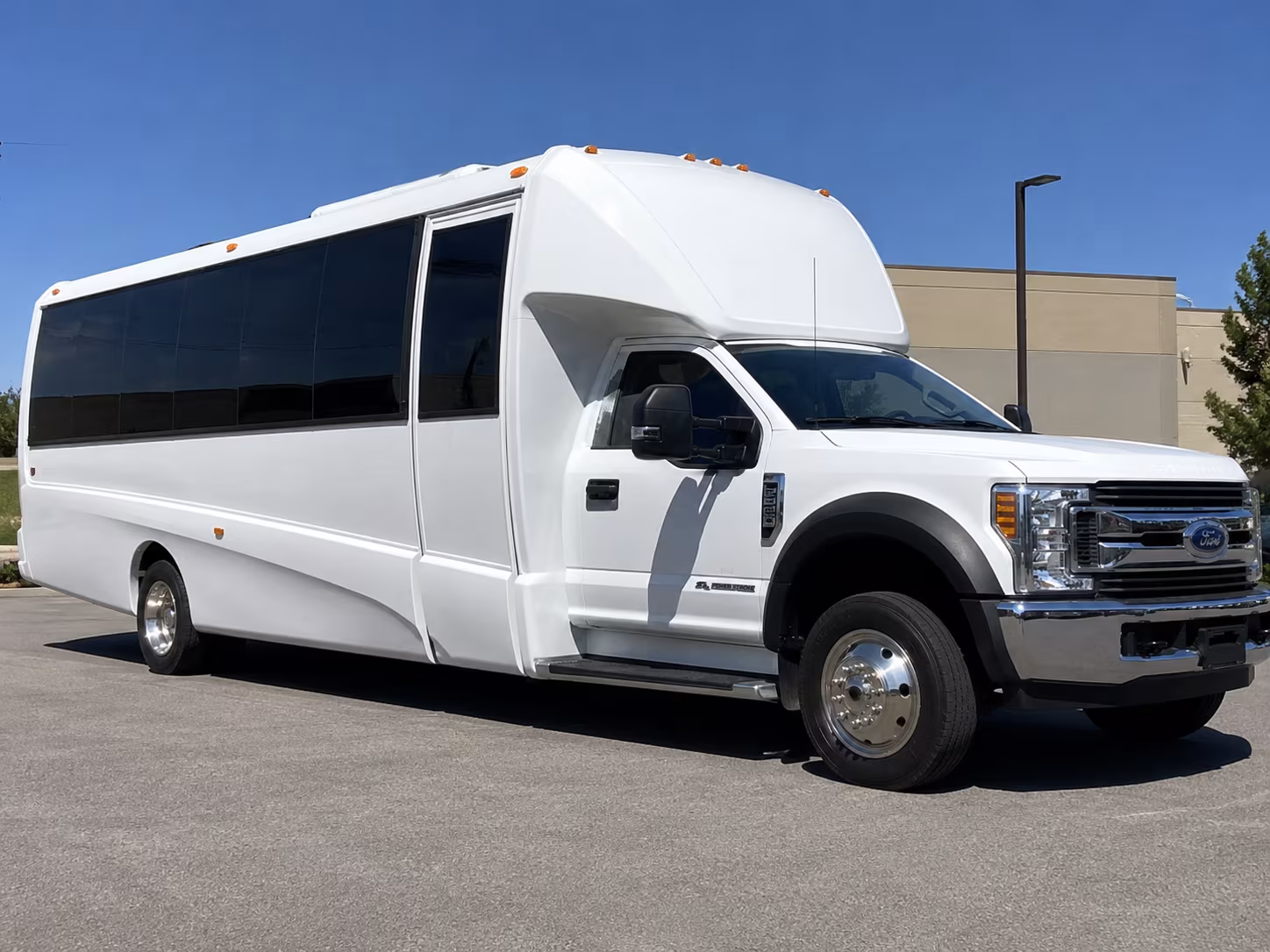 woodbridge group business travel made easy with woodbridge charter buses