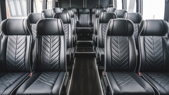 15 passenger minibus rental east orange