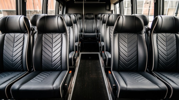 18 passenger minibus rental east orange